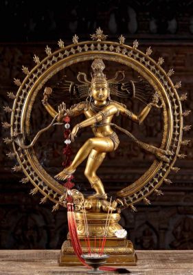 O Shiva como Nataraja - Uma Sinfonia de Movimento e Devoção Espiritual!